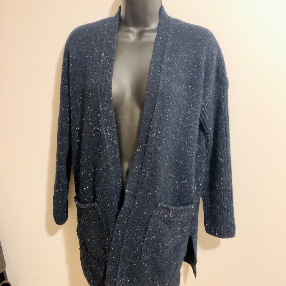 A&F navy blue ❄️ cardigan